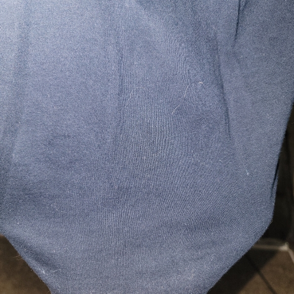 Banana Republic Tshirt Size M Blue/Red - Picture 6 of 9